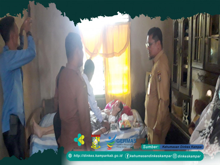 Info Warga Yang Tak Mampu Berobat Kadiskes Kampar Turun Kelokasi Yang Beralamat XIII Koto Kampar