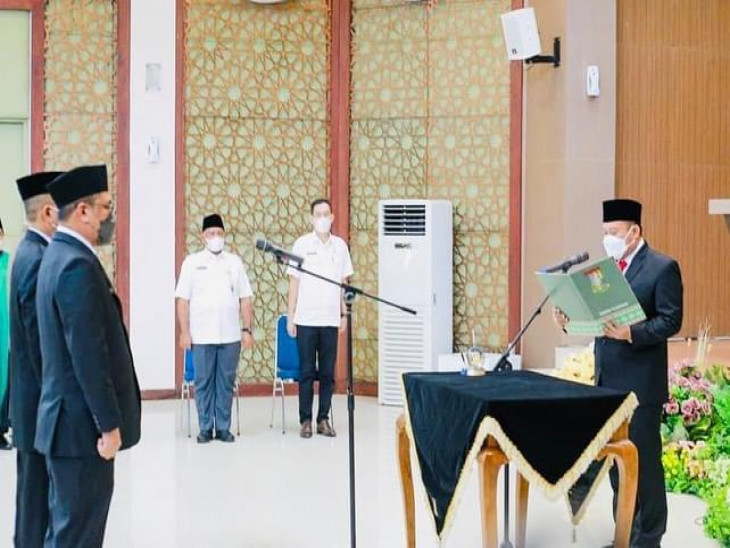 Bupati Kampar Lantik Kepala Dinas Kesehatan Kabupaten Kampar