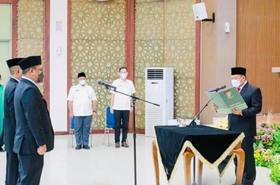 Bupati Kampar Lantik Kepala Dinas Kesehatan Kabupaten Kampar