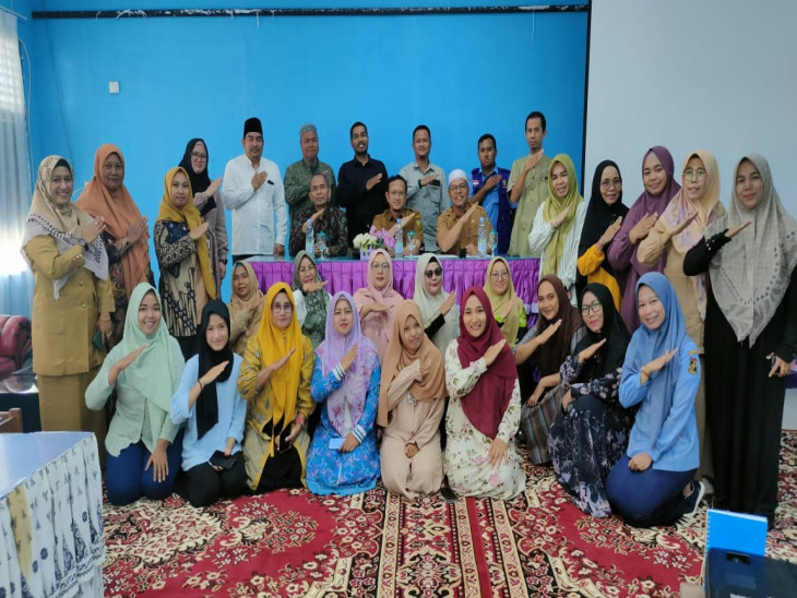 Kadiskes Kampar Buka Secara Resmi BIMTEK Penyuluhan Keamanan Pangan (PKP)Bagi Pelaku Usaha di Kampar