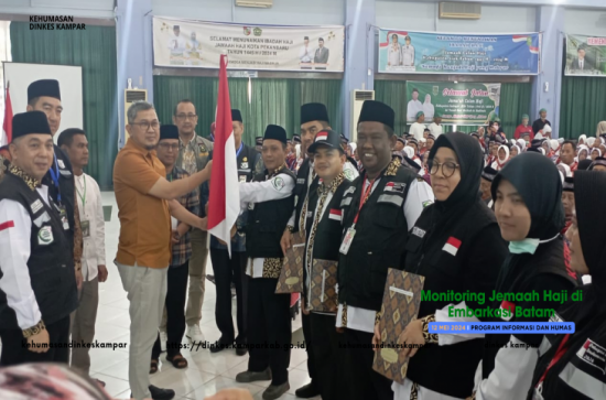 Kadiskes Kampar Monitoring Jema'ah Haji Kampar di Embarkasi Batam