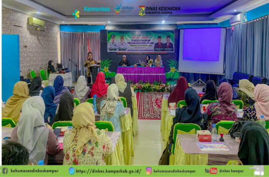Plt. Kadiskes Kampar Buka Bimtek Kefarmasian, Tegaskan Pengawasan Ketat Lewat Aplikasi OSS