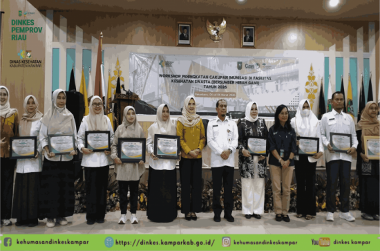 Kampar Terima Penghargaan Atas Capaian Imunisasi Tertinggi di Riau.